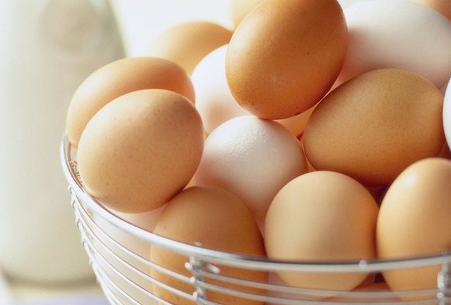 How many Egg whites are safe in a day